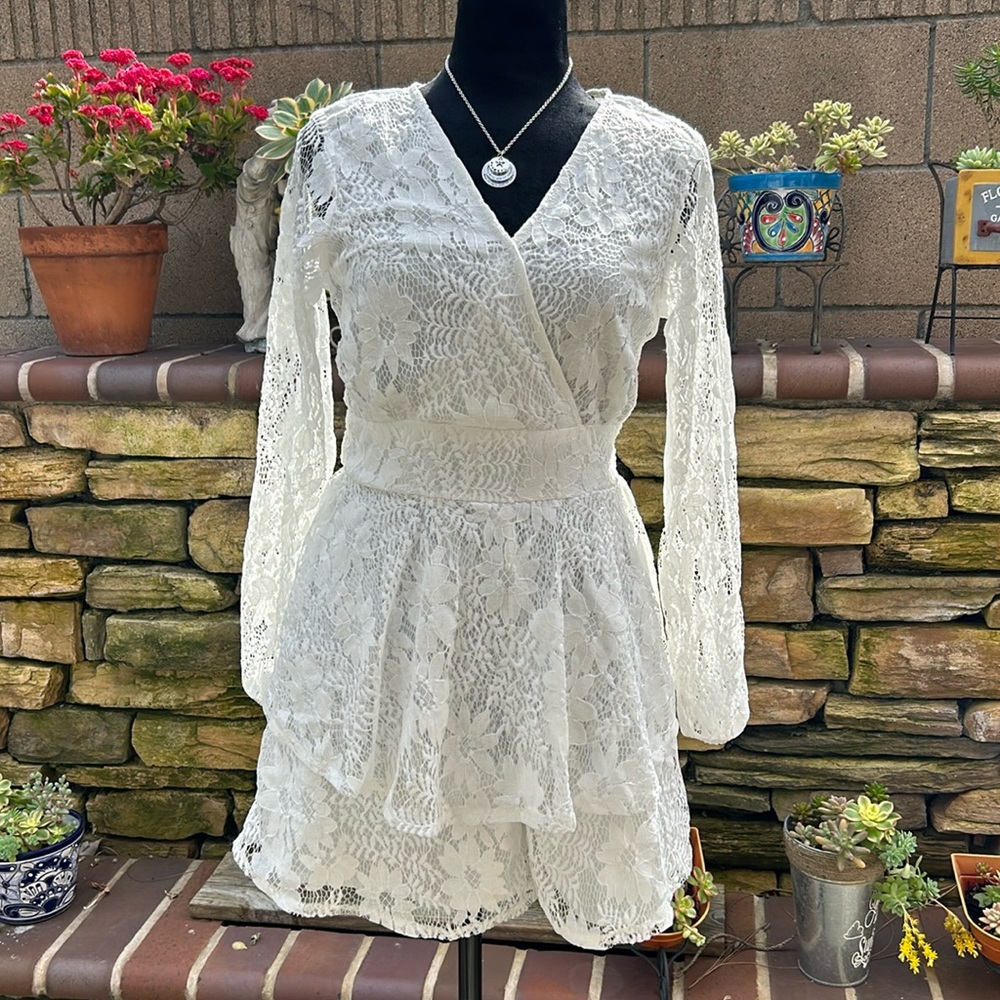 New white Lace dress